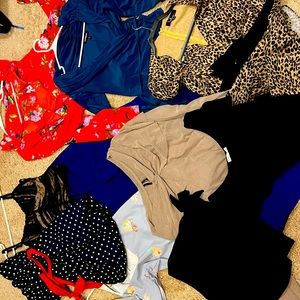 Bundle of XS clothes- like new